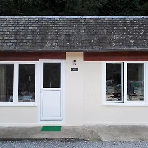 https://the-house-in-the-woods.inbrittany.com